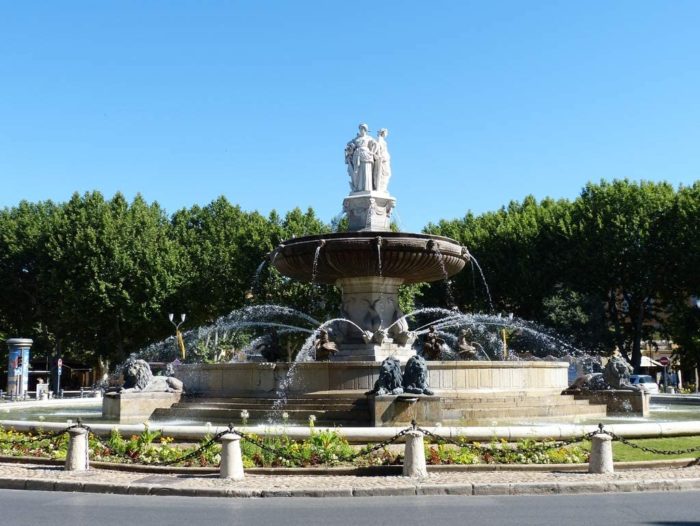 Aix-en-Provence - Fontaine de la Rotonde