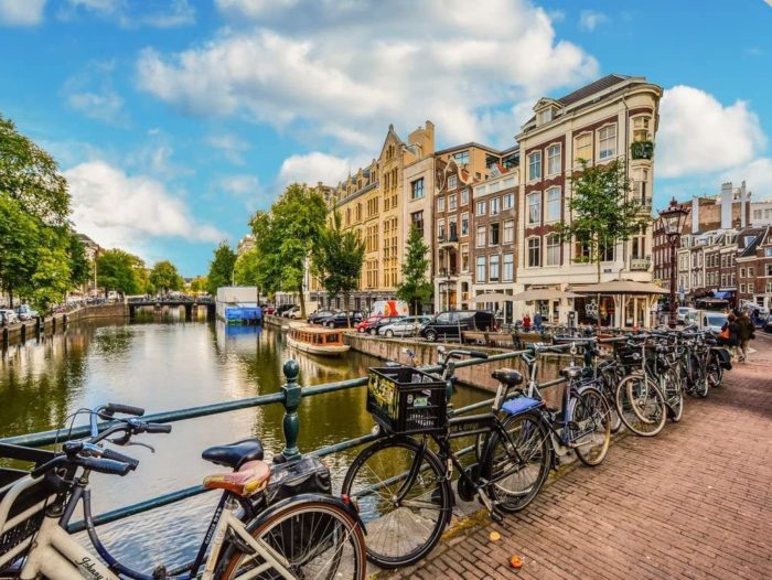 Amsterdam 1000 Pieces