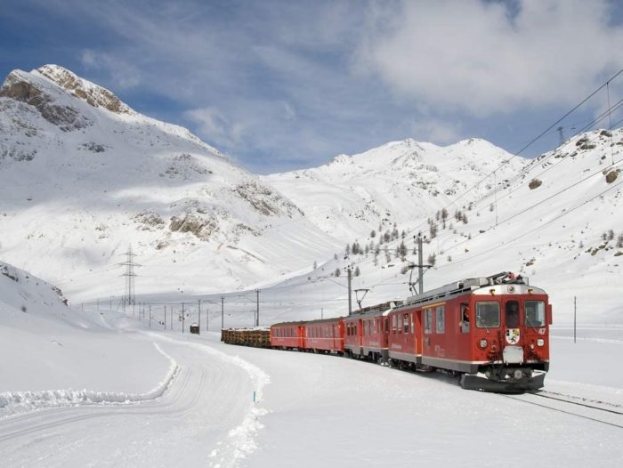 Chemin de fer dans la neige (1000 pièces)