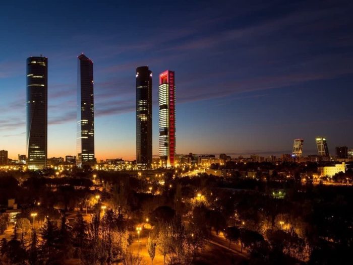 Gratte-ciels à Madrid (1000 pièces)