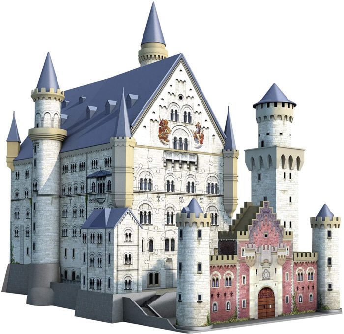 Le château de Neuschwanstein (216 pièces)