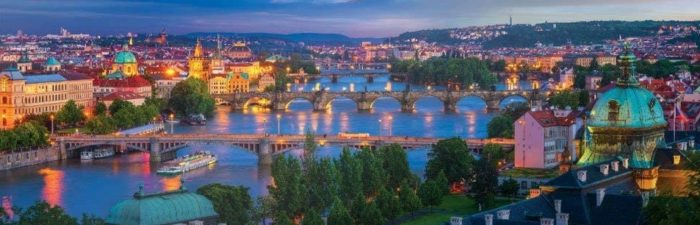 Prague au format panorama (1000 pièces)